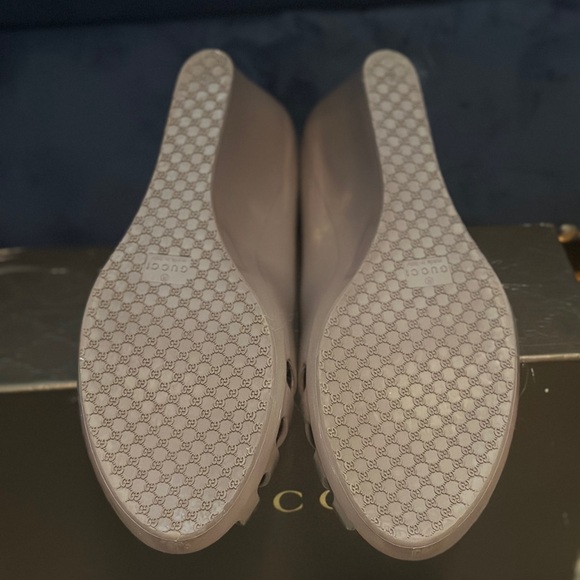 NEW GUCCI Spring Patent Leather Wedge Sandal with/Dust Bag - Picture 4 of 5